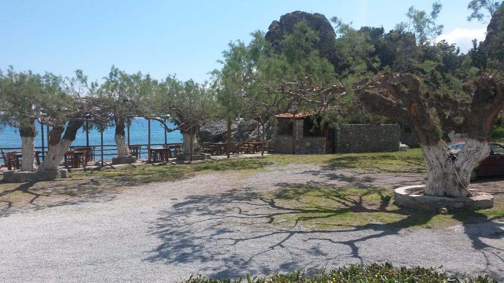 Nikos & Anna Rooms Родакинон Экстерьер фото